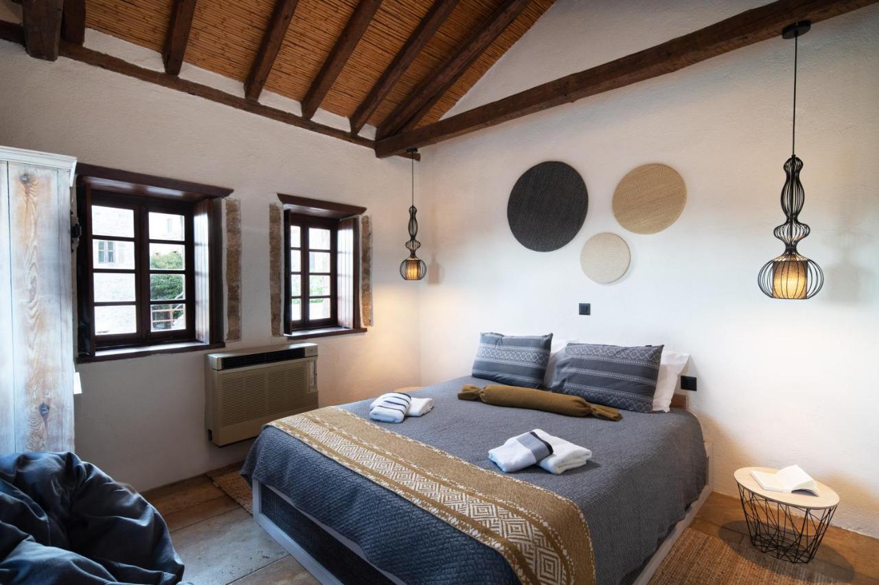 Menexes Suites Monemvasía المظهر الخارجي الصورة