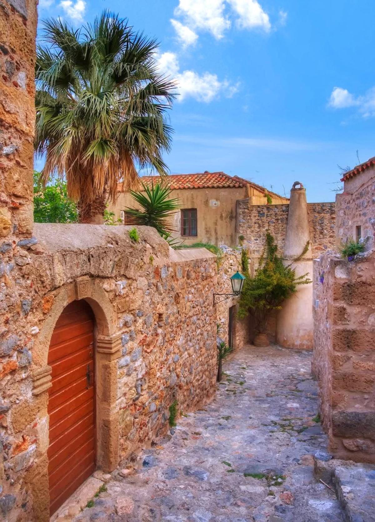 Menexes Suites Monemvasía المظهر الخارجي الصورة